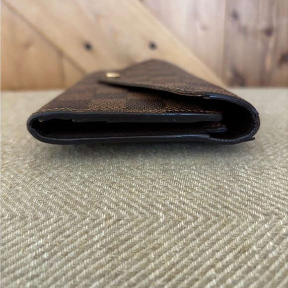 Louis Vuitton Damier Ebene Josephine Wallet - Picture 7 of 17
